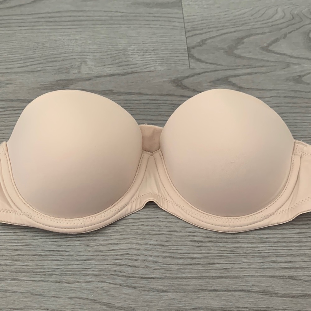 Victoria secret pink strapless push-up bra